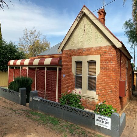 EAST TAMWORTH - Two Bedroom Unit - Photo 3