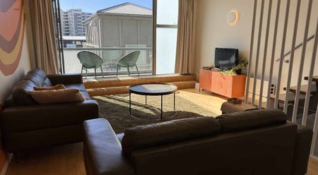 Spacious 3-Bedroom Apartment with Office and Internet Included - Photo 2