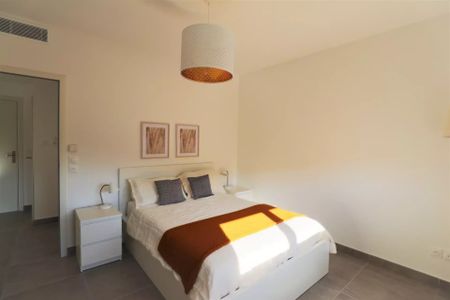 Location Appartement 2 pièces 47m² EZE 06360 - Photo 5