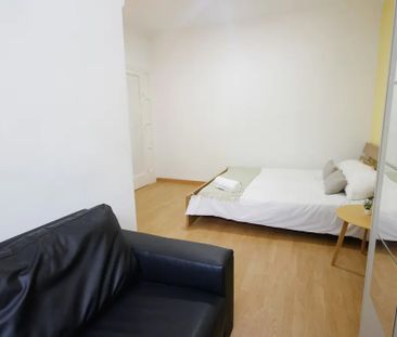 Carrer del Cinca, Barcelona, Catalonia 08030 - Photo 1