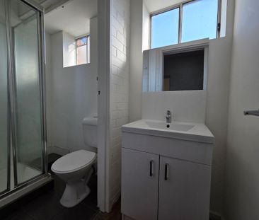 Low-Maintenance Living in Mentone - Photo 4