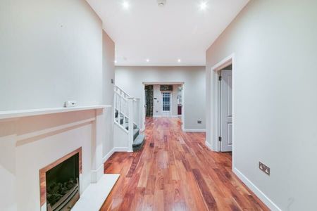 5 Bedroom House To Let - Photo 5