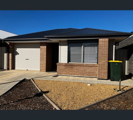 4 Sienna Road, Munno Para West, SA 5115 - Photo 3