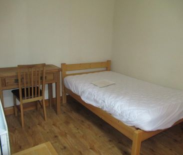 Unit 2, 115 University Street, Belfast, BT7 1HR - Photo 2