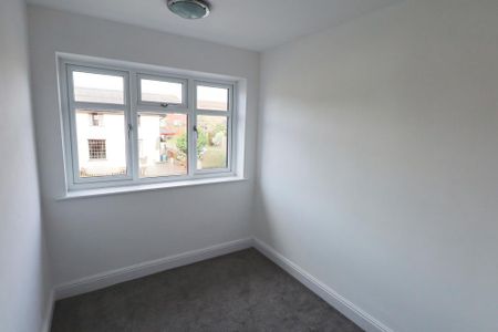 3 bedroom townhouse to rent - Photo 4