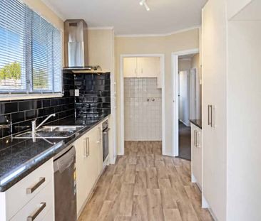 Great 4 Bedroom Family Home!! - Photo 4
