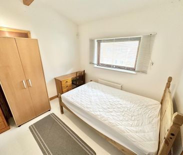 4 bedroom detached house to rent - Photo 4