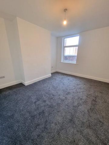 1 bedroom ground floor flat to rent - Photo 3