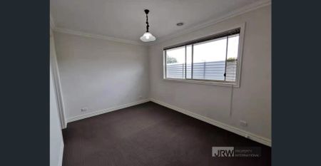 Charming family home with great location! - Photo 3