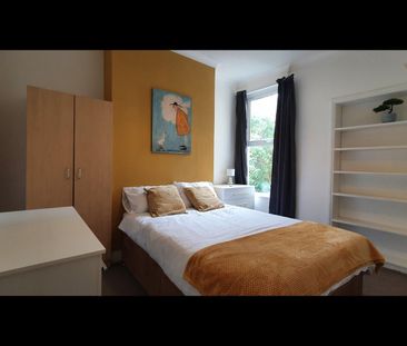 Room in a Shared House, Brading Road, BN2 - Photo 5