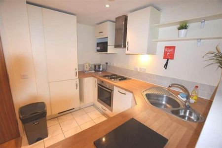 Paramount, Beckhampton Street, SN1 - Photo 2