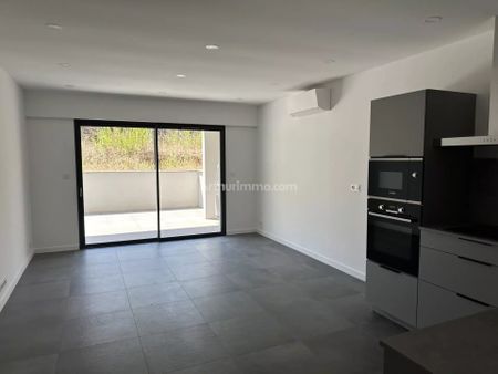 Location Appartement 2 pièces 45 m2 à Ajaccio - Photo 2