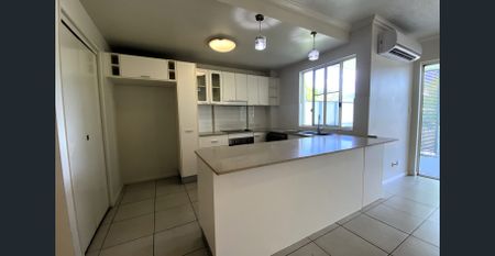 Modern & Spacious - So Close to the Beach! - Photo 3