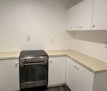 Charming 3-Bedroom Home in Massey - Photo 2