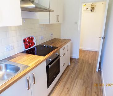 1 bedroom flat to rent - Photo 6