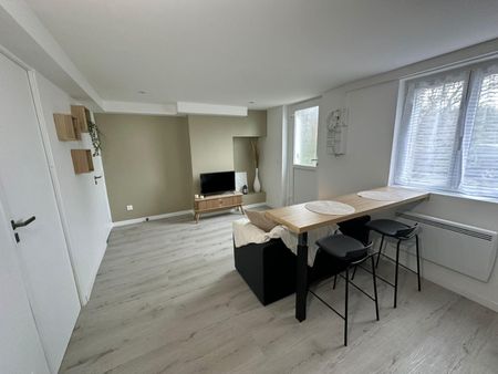 Location Appartement 1 pièce 34m² MAUBEUGE 59600 - Photo 3