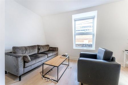 2 Bedroom Flat - Photo 2