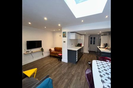 2 Bed Flat, Highbury, N5 - Photo 2