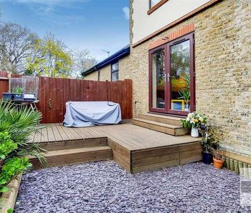 Croftongate Way, London, SE4 - Photo 6