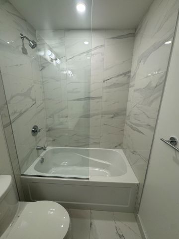 For Lease - 8 Interchange Way Unit# 1102, Vaughan, Ontario - Photo 4