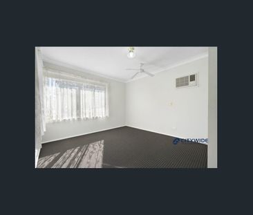 Three Bedroom House with Water Included - Photo 5