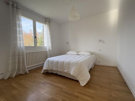 Location Appartement 3 pièces Meublé 90m² LA MOTTE SERVOLEX 73290 - Photo 5