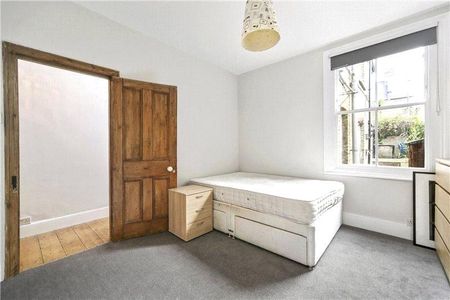 2 bedroom maisonette to rent - Photo 3