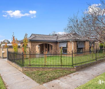 Great Home In A Great Location. - Photo 6