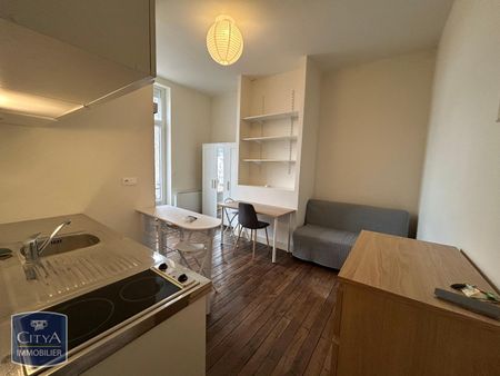Location Appartement 1 pièce 15m² POITIERS 86000 - Photo 2