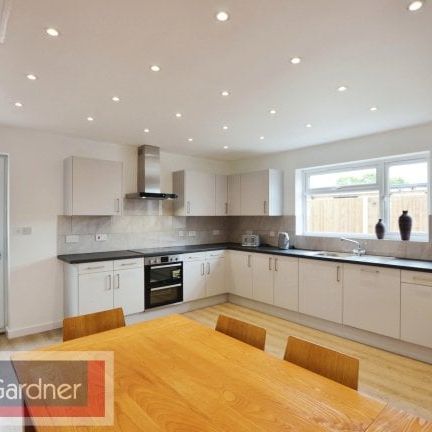 Vicarage Avenue, Sawston - Photo 1