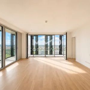 DC2 Tower: 36. Etage - Erstbezug mit 39sqm Balkon inkl. Fitnesstudio - Photo 2