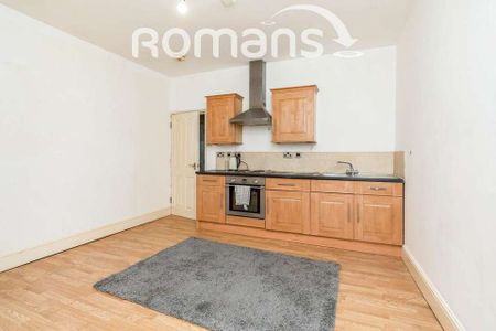 1 bedroom flat to rent - Photo 4