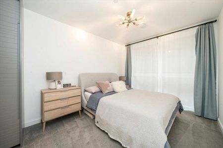 Bathgate Place, Ealing, W13 - Photo 3