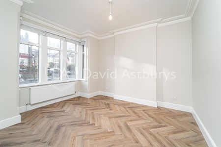 3 bedroom end of terrace house to rent - Photo 2