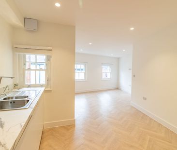 Available unfurnished from 09/01/2026 - Photo 4