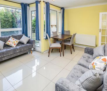 3 bedroom ground floor maisonette to rent - Photo 4