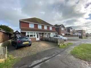 Friars Avenue, Peacehaven - Photo 4