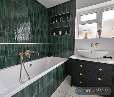 1 bedroom in a house share to rent - Photo 6