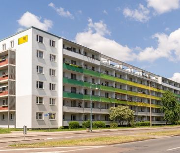 Individuelle 3 Zimmer-Wohnung in Halle - Sanierung nach Ihren Wünschen - Photo 2