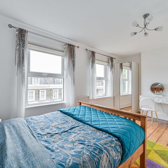 3 bedroom maisonette to rent - Photo 1