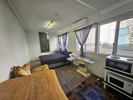 Ground Floor Studio FOR RENT - Photo 4