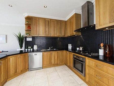 5/164 West Coast Highway, Scarborough WA 6019 - Photo 3