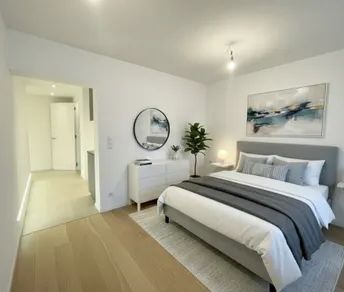 +++ WOHNEN IM BELIEBTEN 7. BEZIRK ++ Exklusive & Stilvolle sanierte 1-Zimmer Citywohnung mit Lift - Photo 2