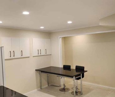 3 Bedroom Near West Harbour Marina. $770 - Photo 2