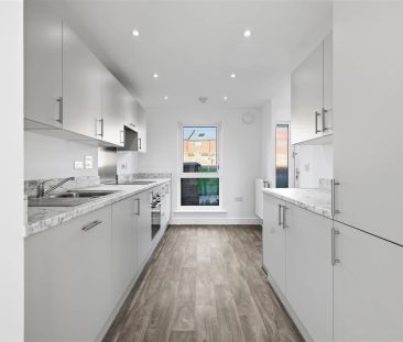 2 Bedroom House - Photo 4