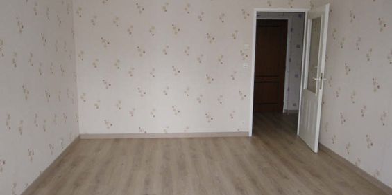 Location Appartement 2 pièces 46m² COMPIEGNE 60200 - Photo 3