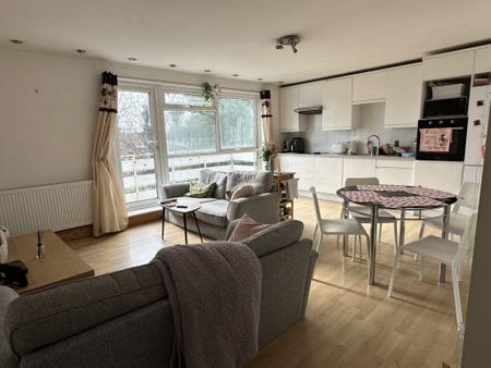 4 bedroom penthouse to rent - Photo 2