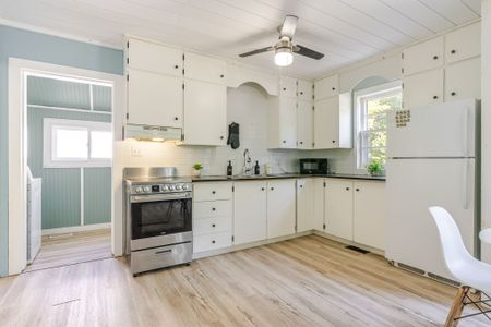 For Lease - 1016 Mill Street, Muskoka Lakes, Ontario - Photo 2