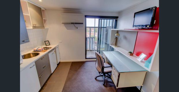 Student Accommodation in Melbourne - Available February 2020 - Photo 1