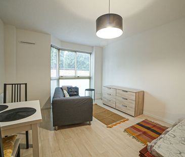 Location Appartement 1 pièce 27m² MONT ST AIGNAN 76130 - Photo 5